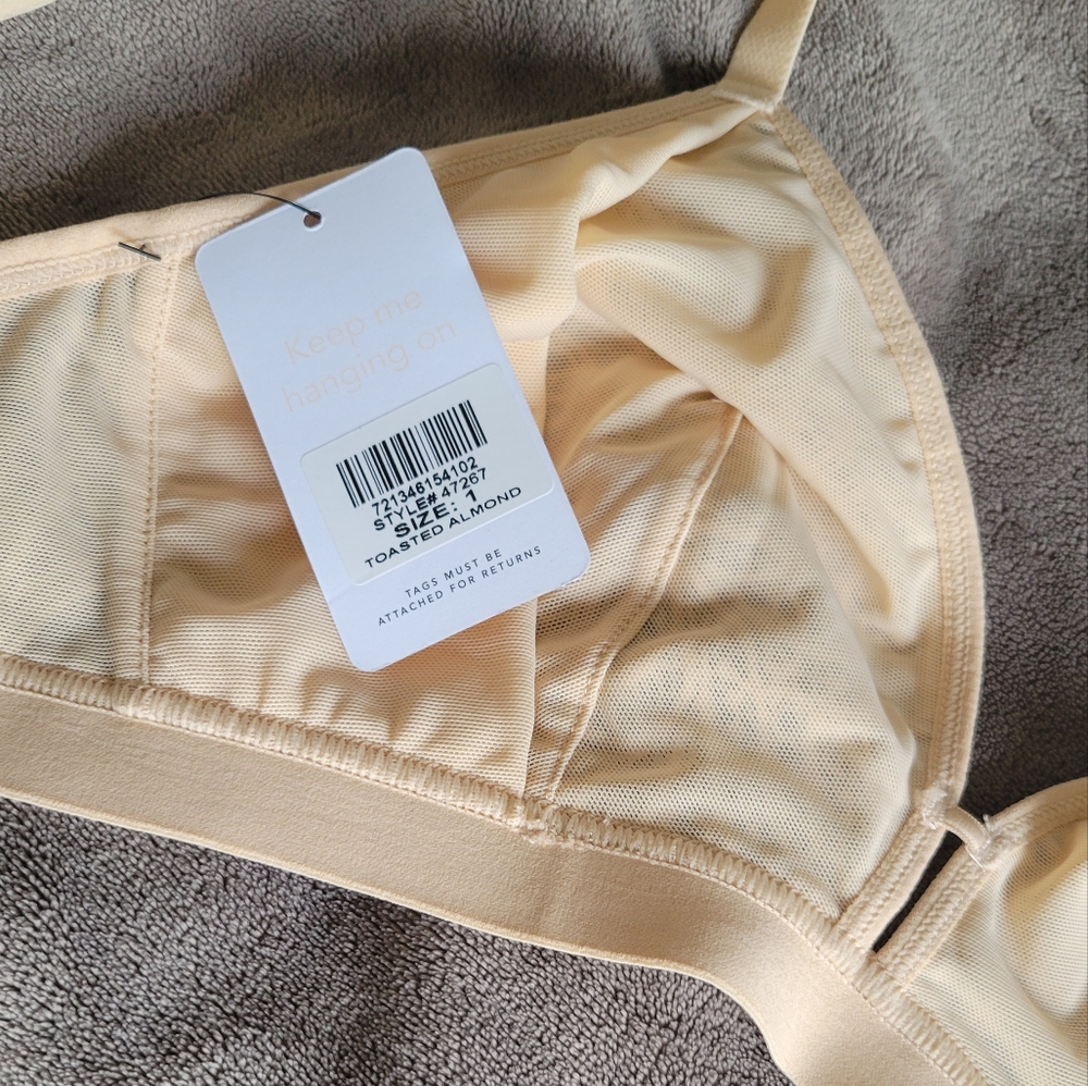 Lively Cream Lace Bralettes - Picture 13 of 13